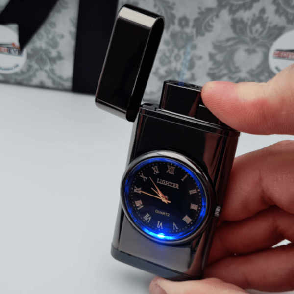 Brichetă cu gaz rezistență la vânt cu ceas din metal - Lux Lighter - negru