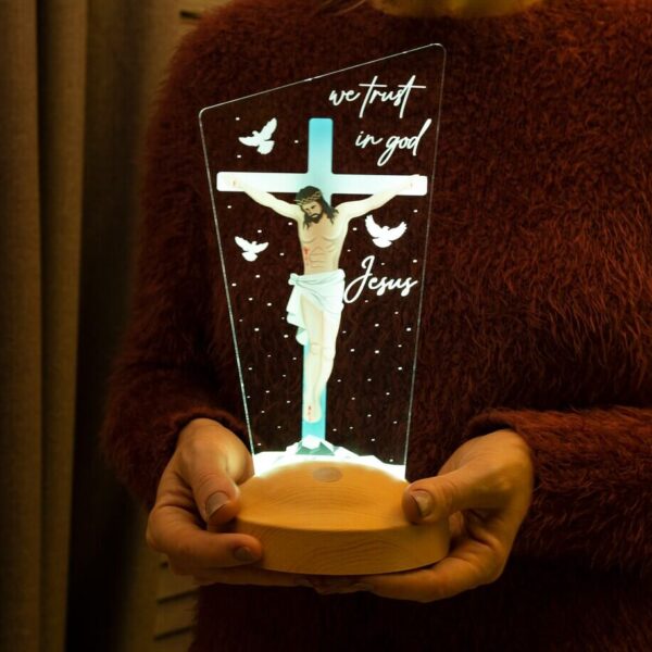 Cadou Personalizat Lampă 3D în formă lui Isus pentru Credincioși și Creștini pentru Iluminarea Cameră