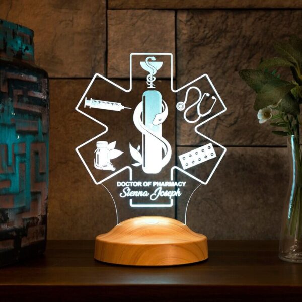 Lampă Personalizată 3D în formă de Simbol Farmaceutic pentru Farmaciști Pasionați