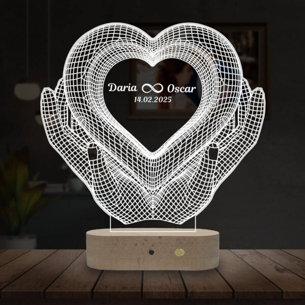 Lampă Personalizată 3D în formă de Inima ținută în palmă cu Nume și Dată Personalizate