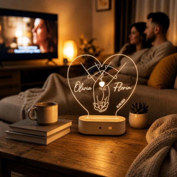 Lampă 3D Personalizată pentru Îndrăgostiți în formă unei Inimi în care Cuplul se ține de Mâna