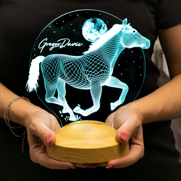 Cadou Personalizat Lampă 3D în formă de Cal Alergând în Libertate