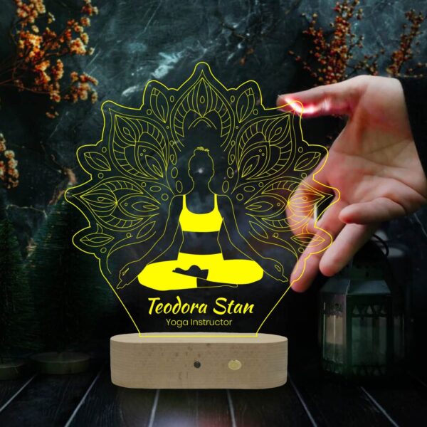 Lampă 3D personalizată pentru Instructori de Yoga și Meditație V2