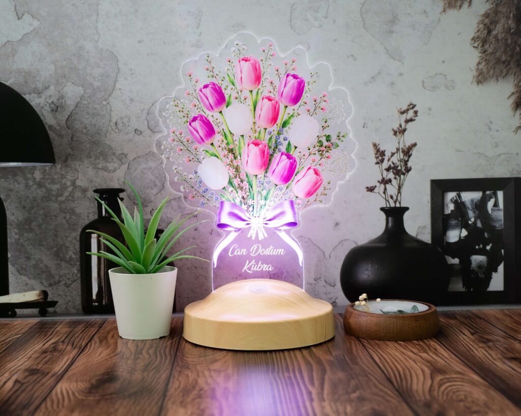 Lampă 3D personalizată buchet de Lalele Colorate – vedere de ansamblu